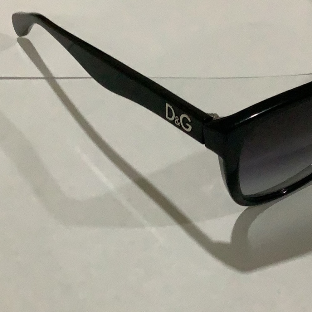DOLCE & GABBANA Black Cat-Eye Style Sunglasses - Picture 2 of 8